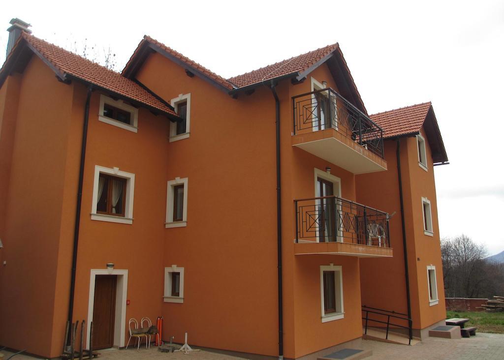 Apartments Manjan Krasno Polje Esterno foto